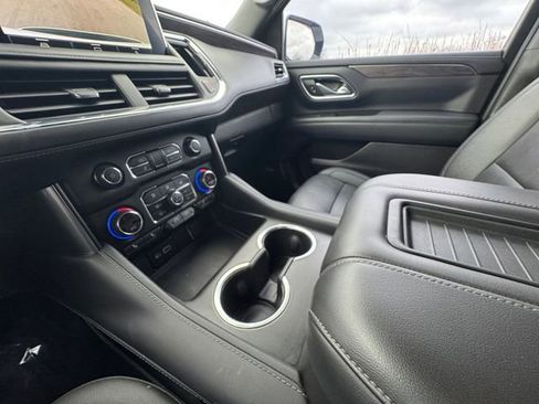 Used 2022 Chevrolet Tahoe Z71 w/ Max Trailering Package image 10