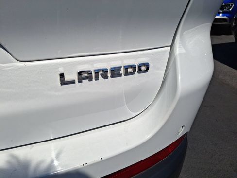 Certified 2021 Jeep Grand Cherokee L Laredo w/ Luxury Tech Group I AWD/4WD image 31