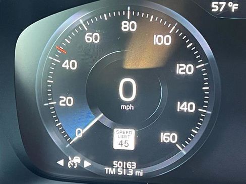 Used 2022 Volvo XC90 T6 Inscription w/ Advanced Package image 22