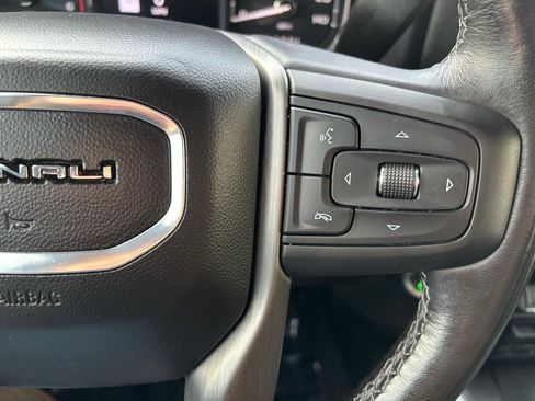 Used 2022 GMC Sierra 1500 Denali w/ Driver Alert Package II image 26
