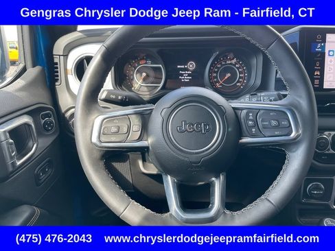 Certified 2025 Jeep Wrangler Unlimited Sahara AWD/4WD image 53