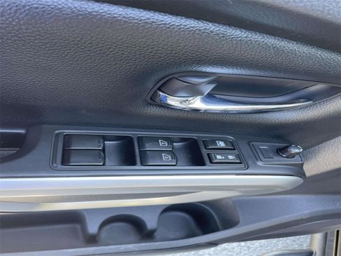 Used 2022 Nissan Titan SV w/ SV Convenience Package image 20