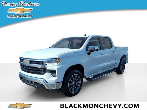 Used 2024 Chevrolet Silverado 1500 LT AWD/4WD image 7