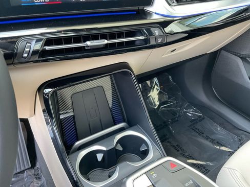 Certified 2025 BMW X1 xDrive28i w/ Technology Package image 18