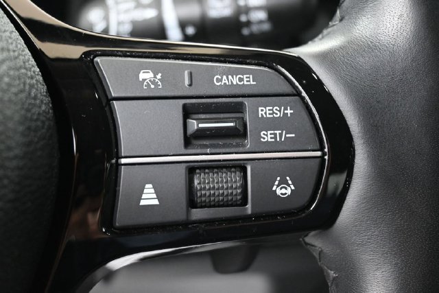 Used 2023 Honda Pilot Elite image 25