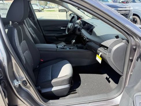 New 2026 Nissan Sentra SV w/ SV Convenience Package FWD image 25