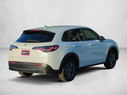 New 2026 Honda HR-V LX image 2