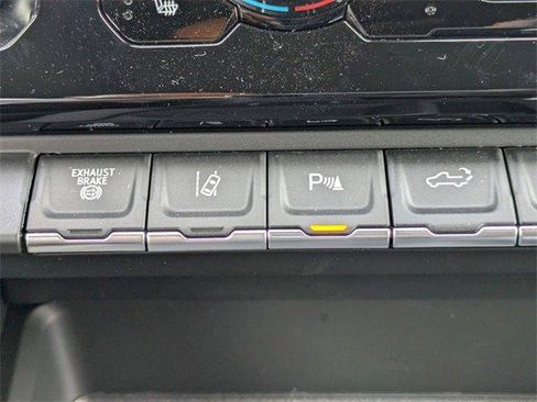 New 2026 GMC Sierra 2500 Denali w/ Denali Reserve Package image 39