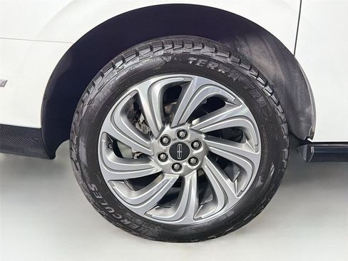 Used 2022 Lincoln Navigator L Reserve AWD/4WD image 35