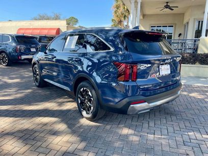 Used 2025 Kia Sorento S