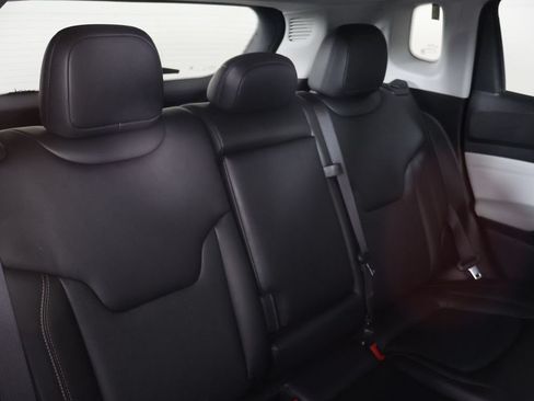 Used 2022 Jeep Compass Limited AWD/4WD image 31