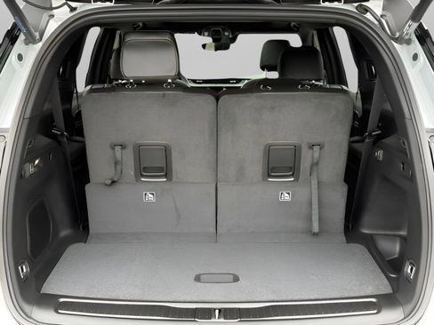 New 2026 Jeep Grand Cherokee L Limited AWD/4WD image 8