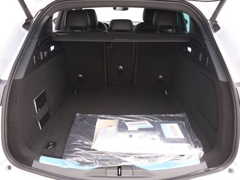 New 2024 Maserati Grecale GT image 14