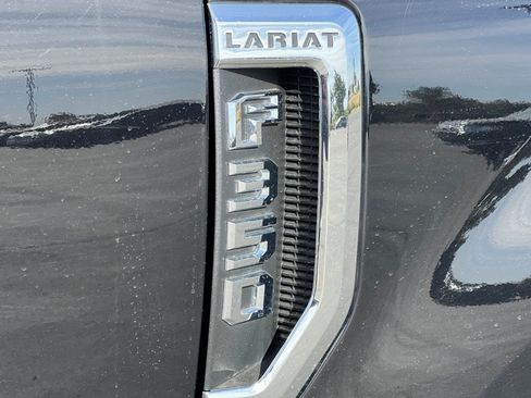 Used 2022 Ford F350 Lariat w/ Lariat Ultimate Package image 24