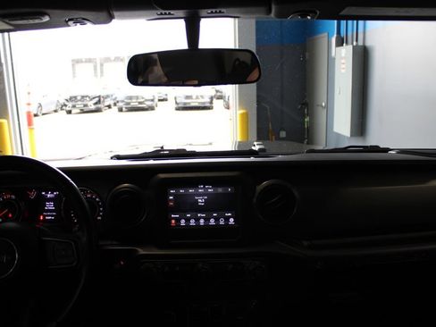 Used 2022 Jeep Wrangler Unlimited Sport AWD/4WD image 26