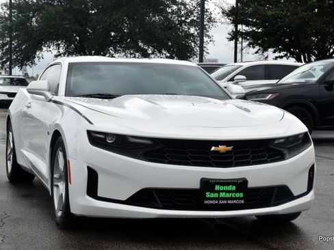 Used 2023 Chevrolet Camaro LT RWD image 2