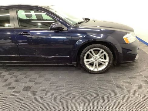 Used 2012 Dodge Avenger SXT Plus image 22