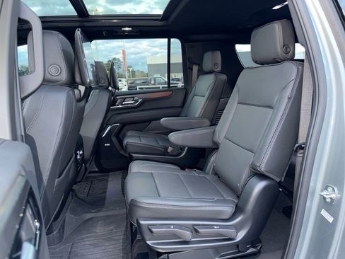 Used 2026 GMC Yukon XL Denali w/ Denali Reserve Package image 28