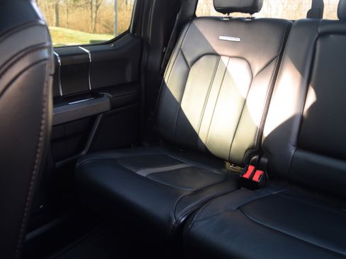 Used 2019 Ford F150 Platinum w/ Equipment Group 701A Luxury image 15