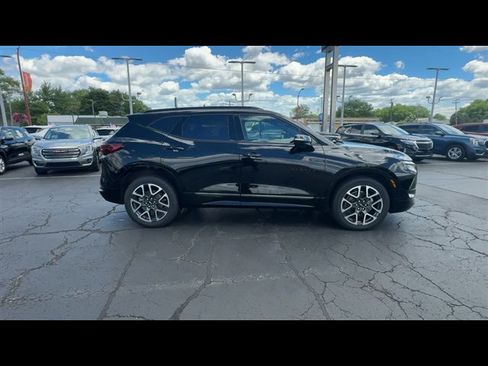 Certified 2023 Chevrolet Blazer RS AWD/4WD image 9