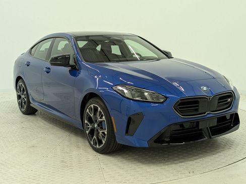 New 2026 BMW M235i xDrive w/ Technology Package AWD/4WD image 7