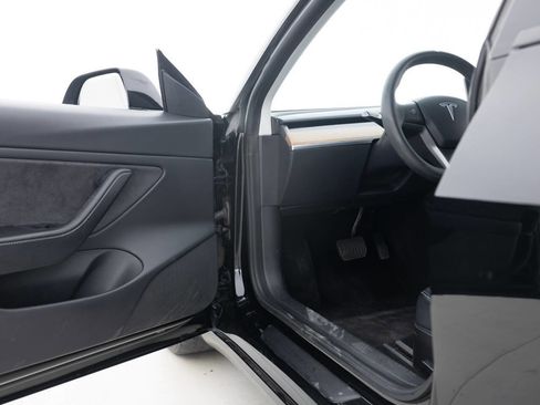 Used 2021 Tesla Model 3 Long Range image 24