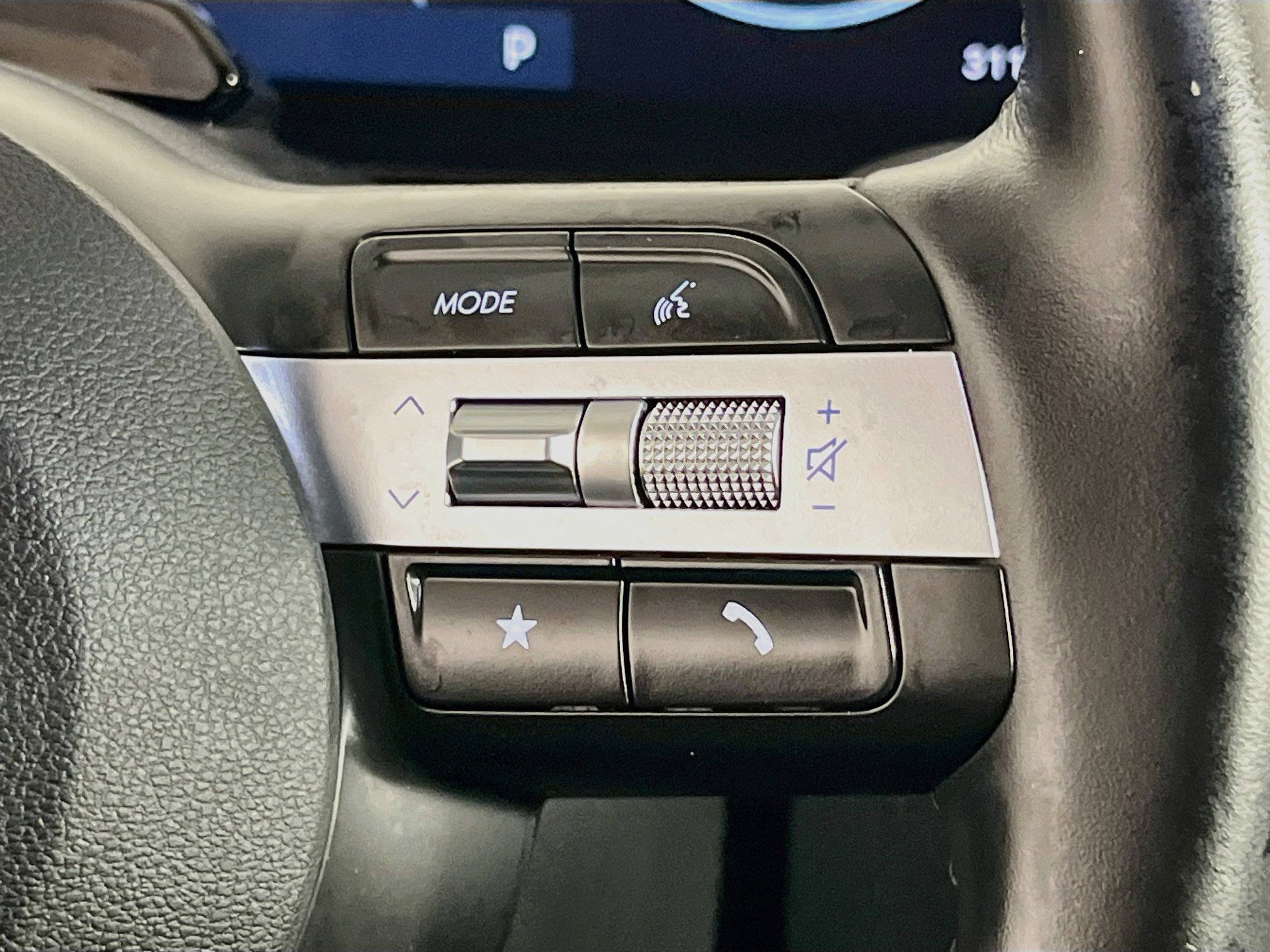 Used 2025 Hyundai Tucson SEL FWD image 19