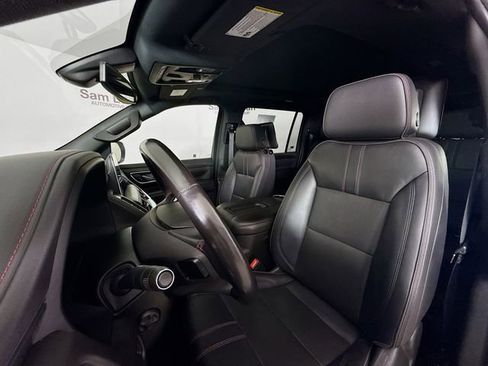 Used 2021 Chevrolet Suburban RST w/ Luxury Package image 25