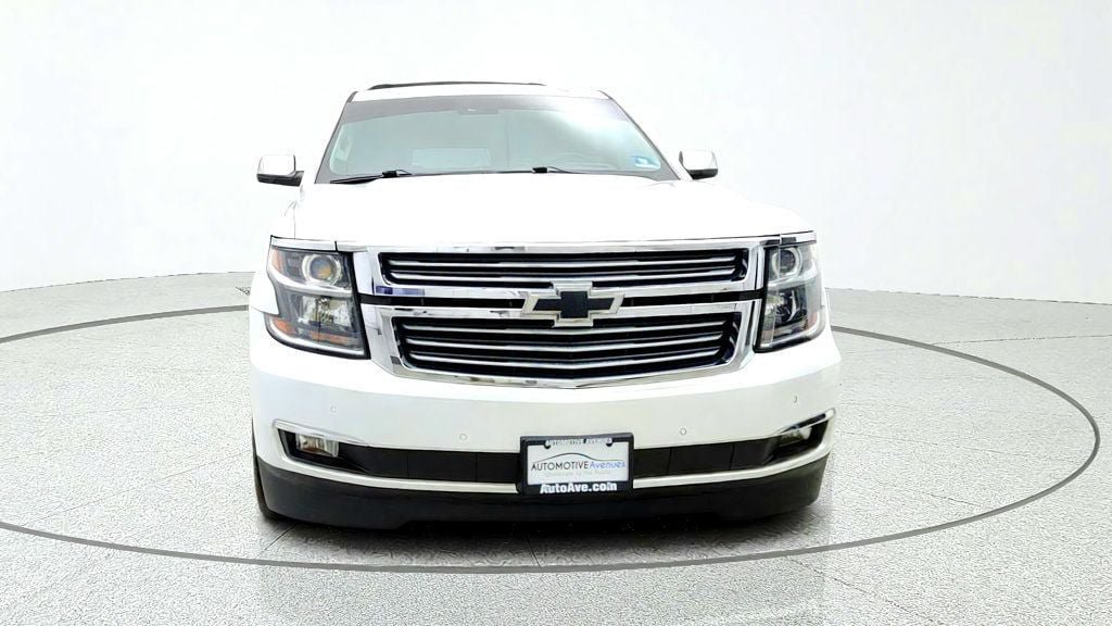 Used 2018 Chevrolet Suburban Premier AWD/4WD image 2