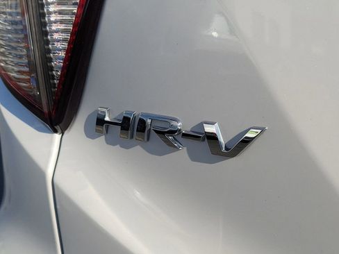 Used 2019 Honda HR-V EX-L image 7