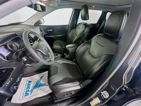 Used 2022 Jeep Cherokee Limited image 13