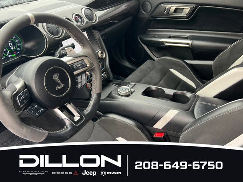 Used 2020 Ford Mustang Shelby GT500 w/ Technology Package RWD image 10