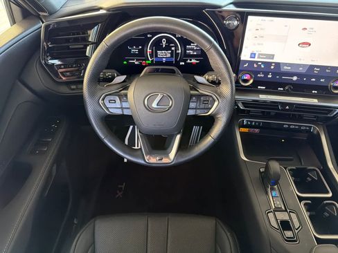 Certified 2025 Lexus TX 500h AWD w/ Technology Package image 14