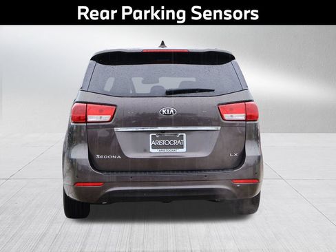 Used 2015 Kia Sedona LX w/ LX Convenience Package FWD image 7