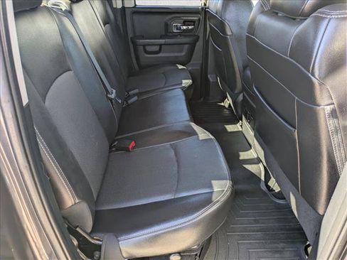 Used 2015 RAM 1500 Laramie w/ Convenience Group AWD/4WD image 18