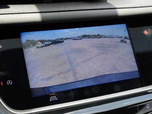 Used 2023 Cadillac XT5 Luxury FWD image 14