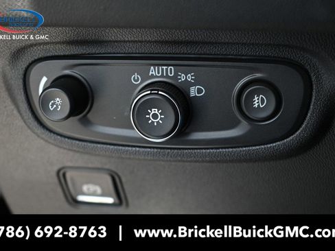 New 2024 GMC Terrain SLT w/ Elevation Edition image 28