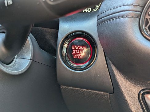 Used 2024 Honda HR-V LX image 17