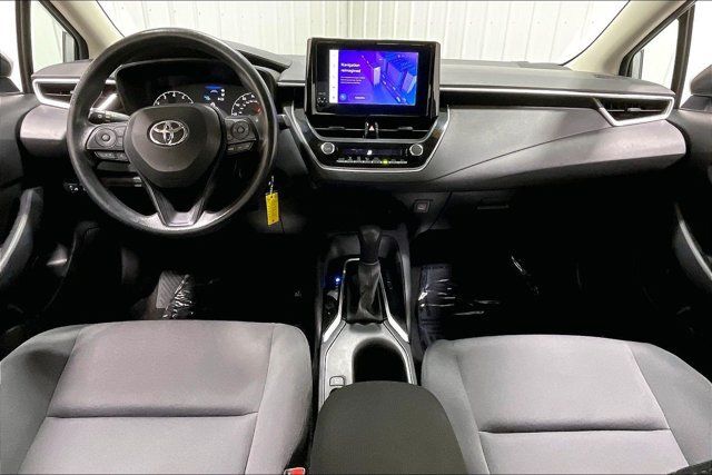 Used 2024 Toyota Corolla LE FWD image 15