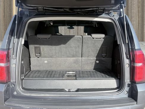 Used 2019 Chevrolet Tahoe LS w/ All-Season Package image 11