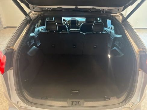 Used 2022 Ford Edge Titanium w/ Equipment Group 301A image 18