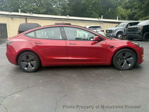 Used 2022 Tesla Model 3 Long Range AWD/4WD image 7