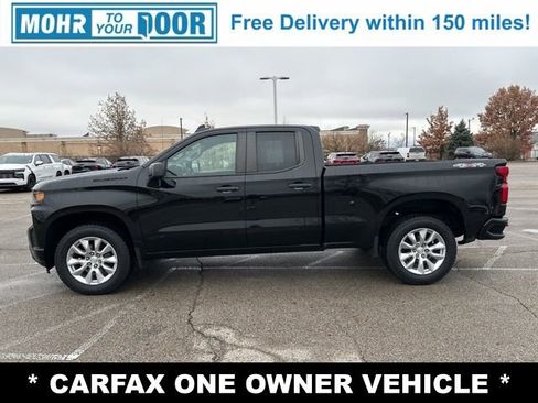 Used 2021 Chevrolet Silverado 1500 Custom w/ LPO, Dark Essentials Package image 4