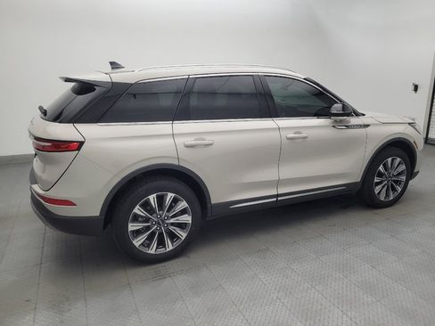 Used 2022 Lincoln Corsair Reserve w/ Elements Package FWD image 10