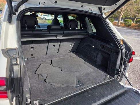 Used 2023 BMW X5 sDrive40i image 32