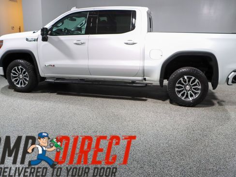 Used 2020 GMC Sierra 1500 AT4 w/ AT4 Premium Package AWD/4WD image 10