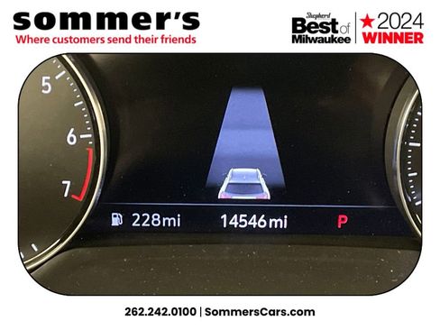 Used 2023 Buick Envision Essence image 14