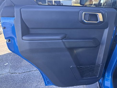 Used 2025 Ford Bronco Big Bend w/ Black Diamond Package image 24