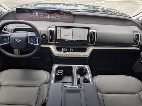 New 2026 Ford Expedition Active RWD image 39
