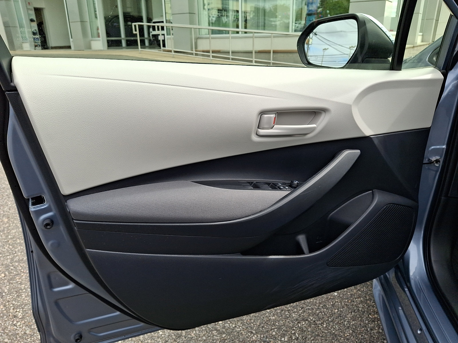 Certified 2023 Toyota Corolla LE w/ LE Convenience Package FWD image 13